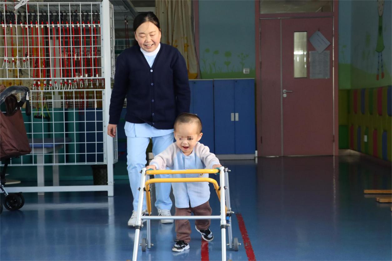 以爱为翼，向阳康复